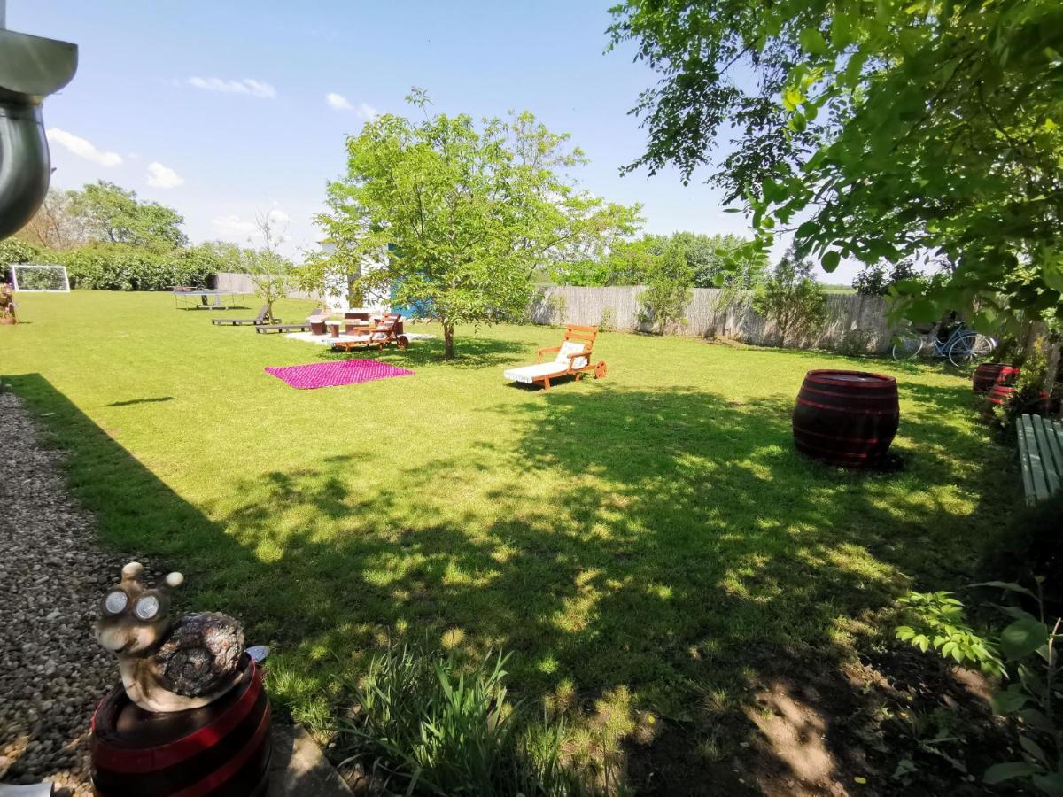 Apartmán Berko Vendeghaz Rakoczifalva Exteriér fotografie